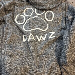 PAWZ sweatshirt!  Like new!